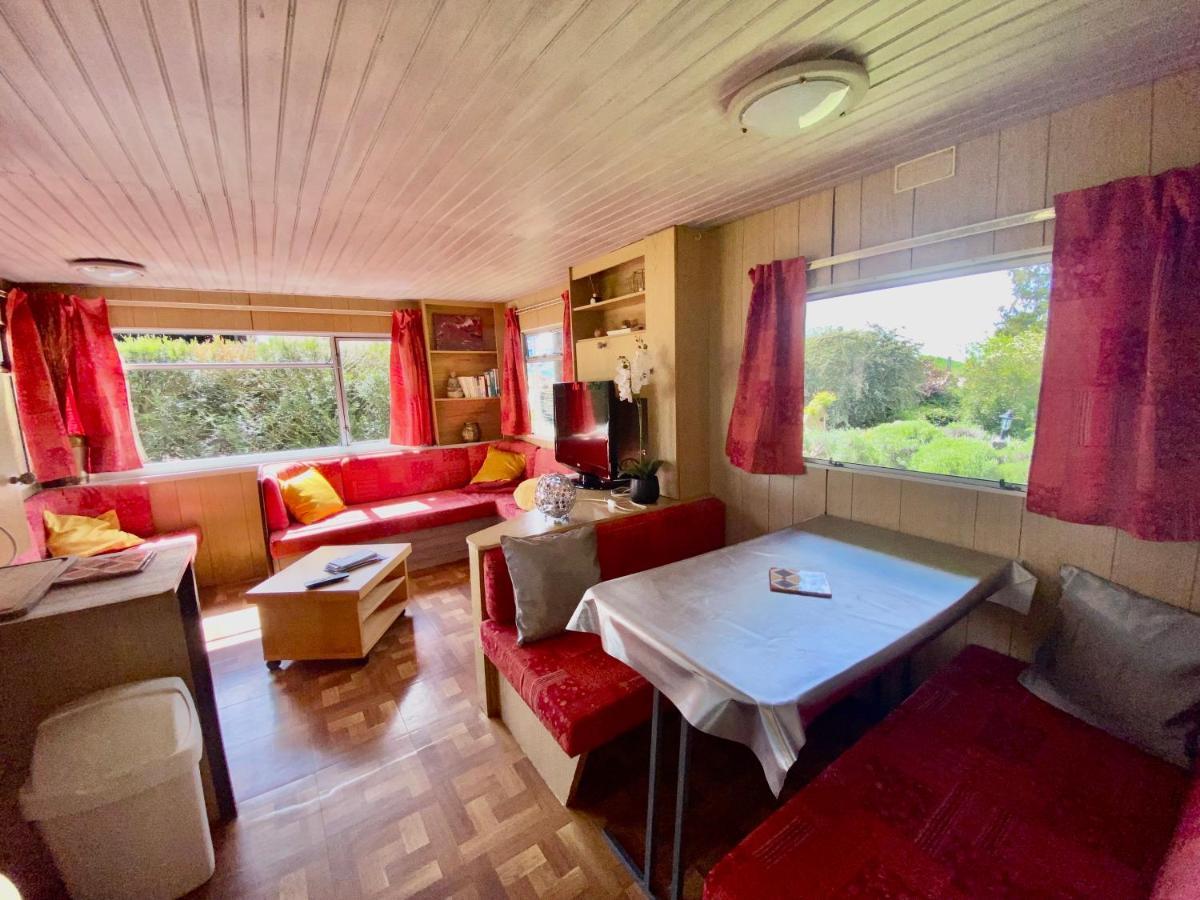 Mobilhome Sous Chalet En Bois A La Ferme Josnes Kültér fotó