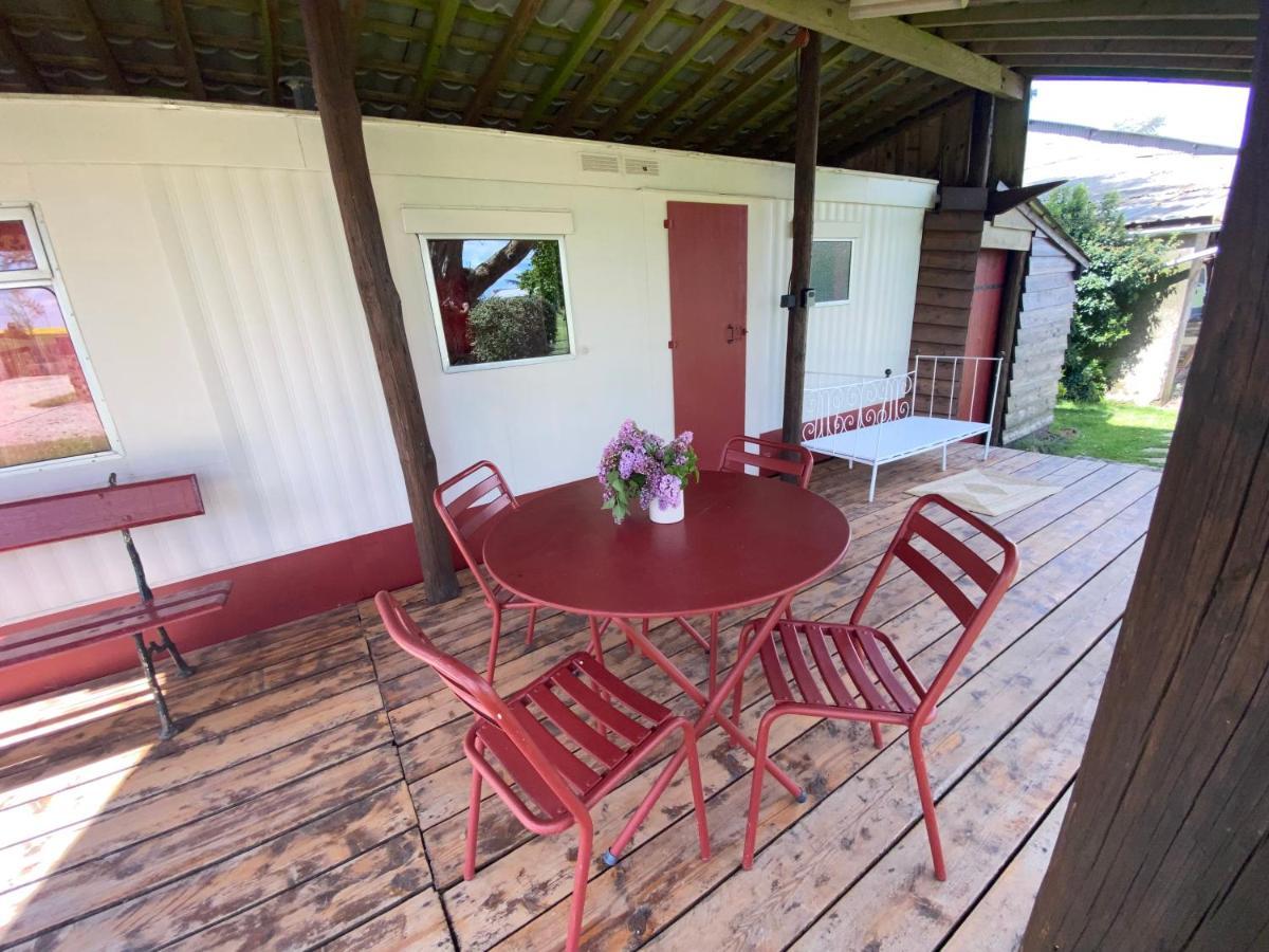 Mobilhome Sous Chalet En Bois A La Ferme Josnes Kültér fotó